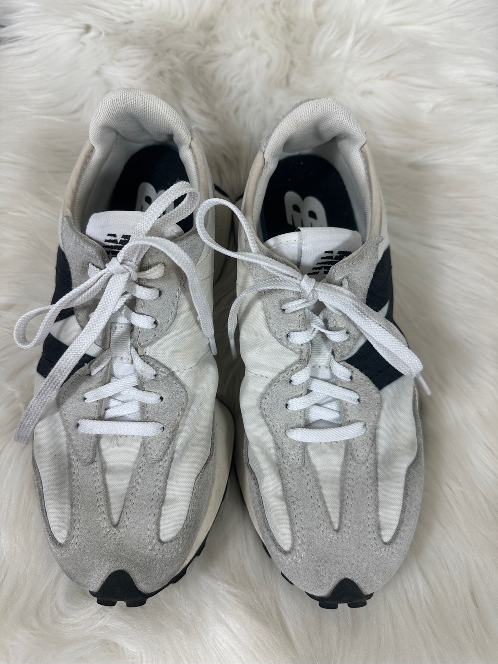 New Balance 327 White & Black Sneakers ‘N’ Branding Size 7 - Picture 3 of 8